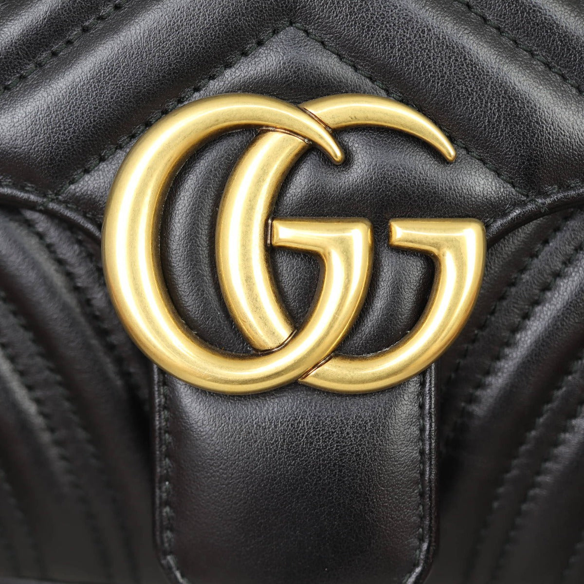 Gucci GG Marmont Matelasse Small Shoulder Bag Hardware
