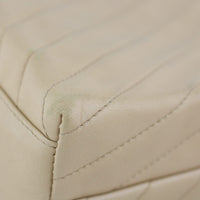 Chanel Chevron Box Flap Vintage wear