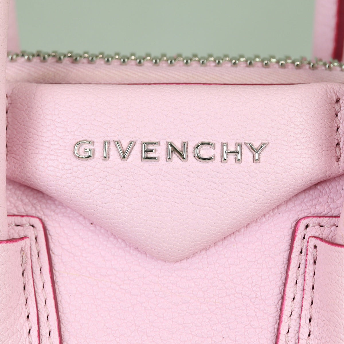 Givenchy Antigona Mini Hardware