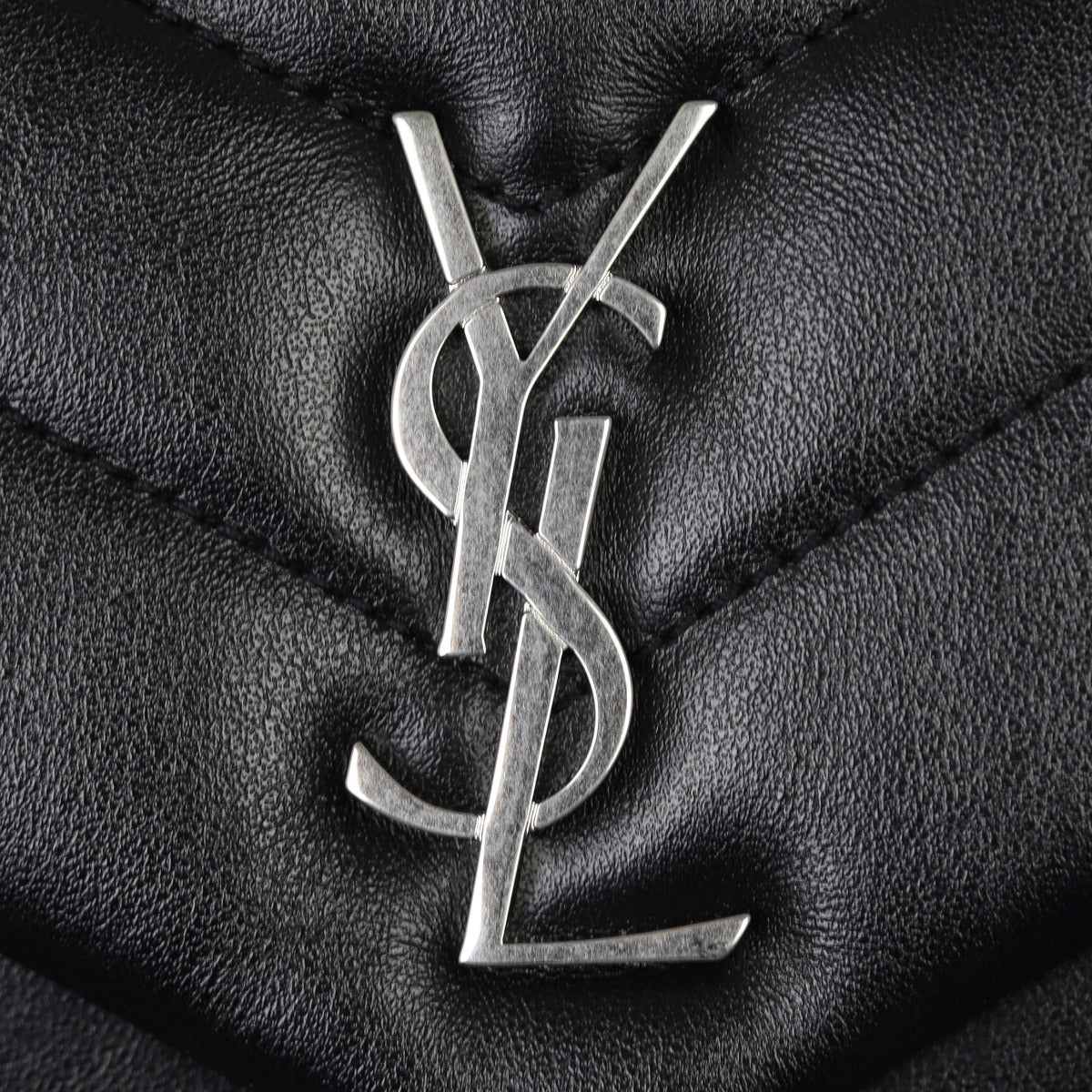 Saint Laurent Toy Loulou Harwdare