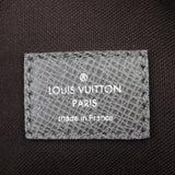 Louis Vuitton Taiga Sasha Messenger