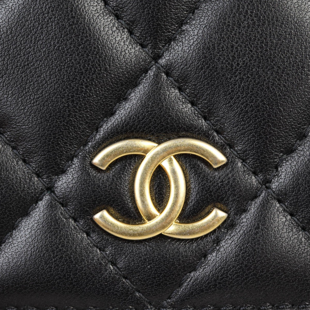 Chanel CC Wallet on Chain