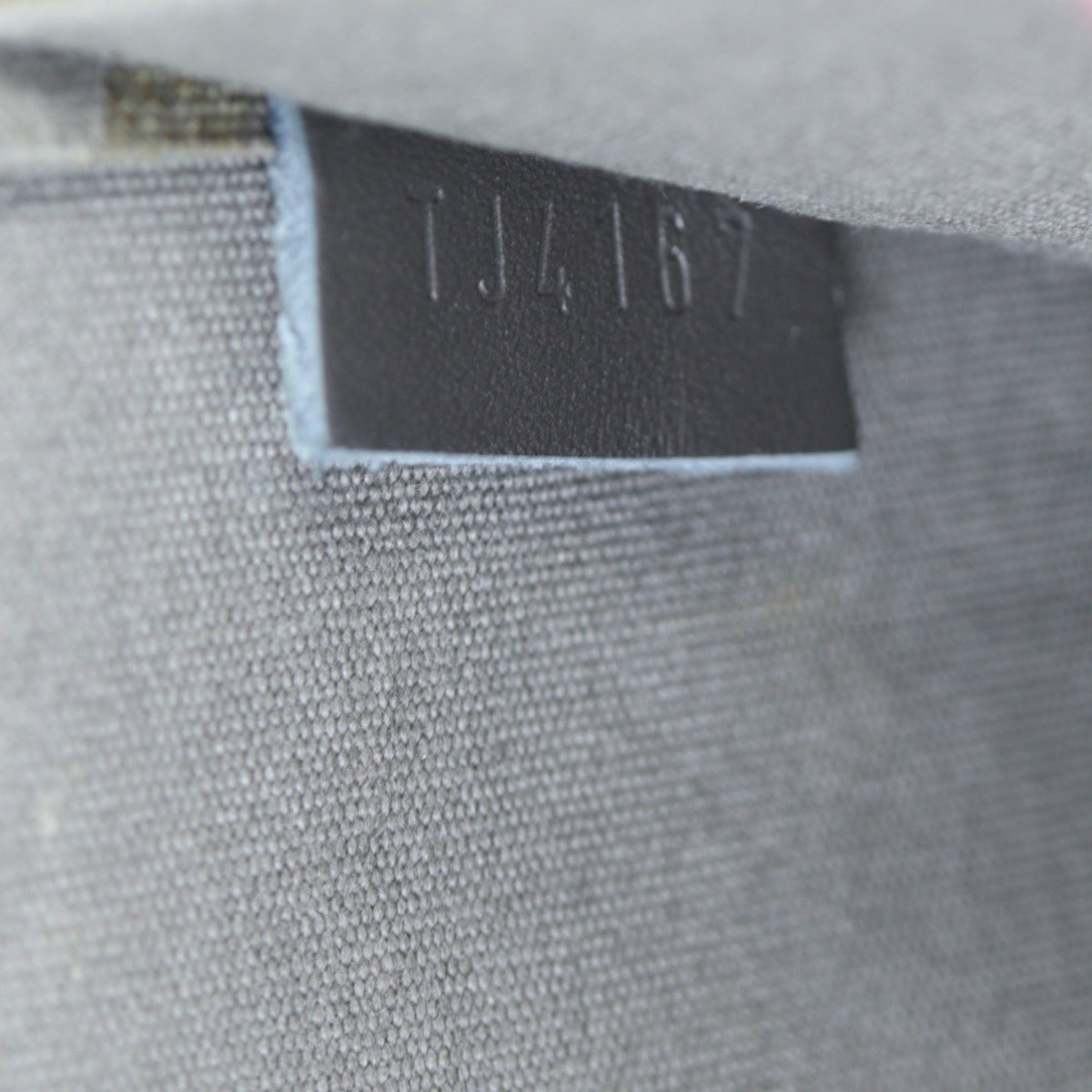 Louis Vuitton Pochette Felicie Monogram Vernis