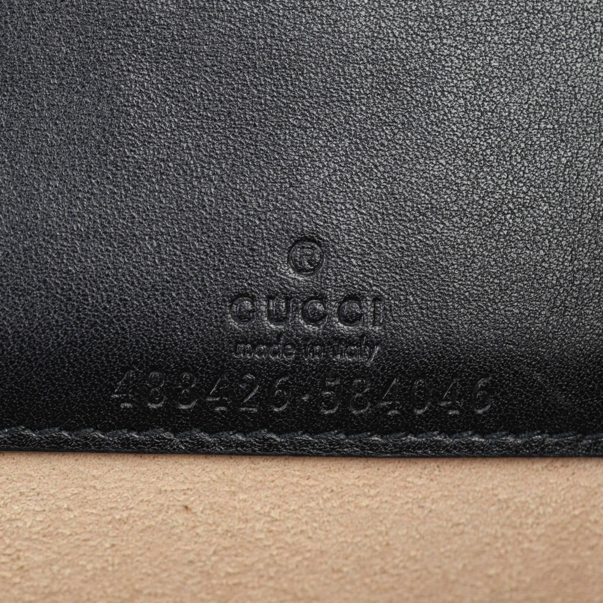 Gucci GG Marmont Super Mini Shoulder Bag