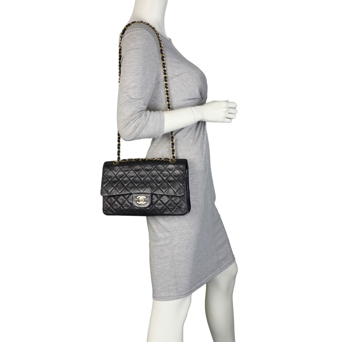 Chanel Classic Double Flap Medium | 4 Series