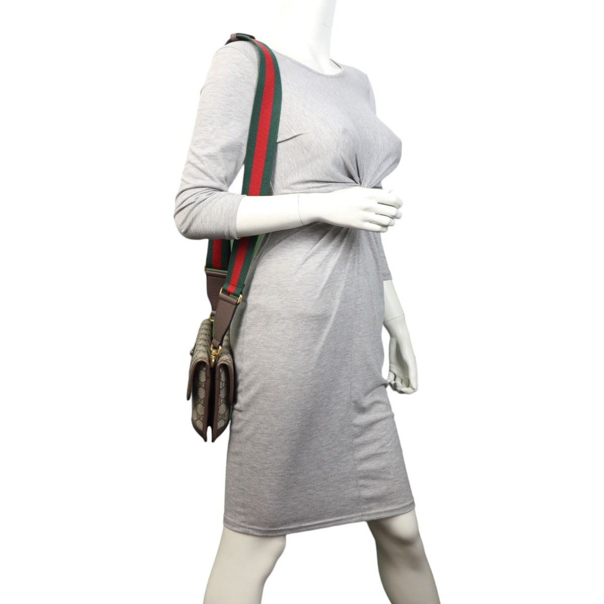 Gucci Neo Vintage GG Supreme Messenger Bag Small