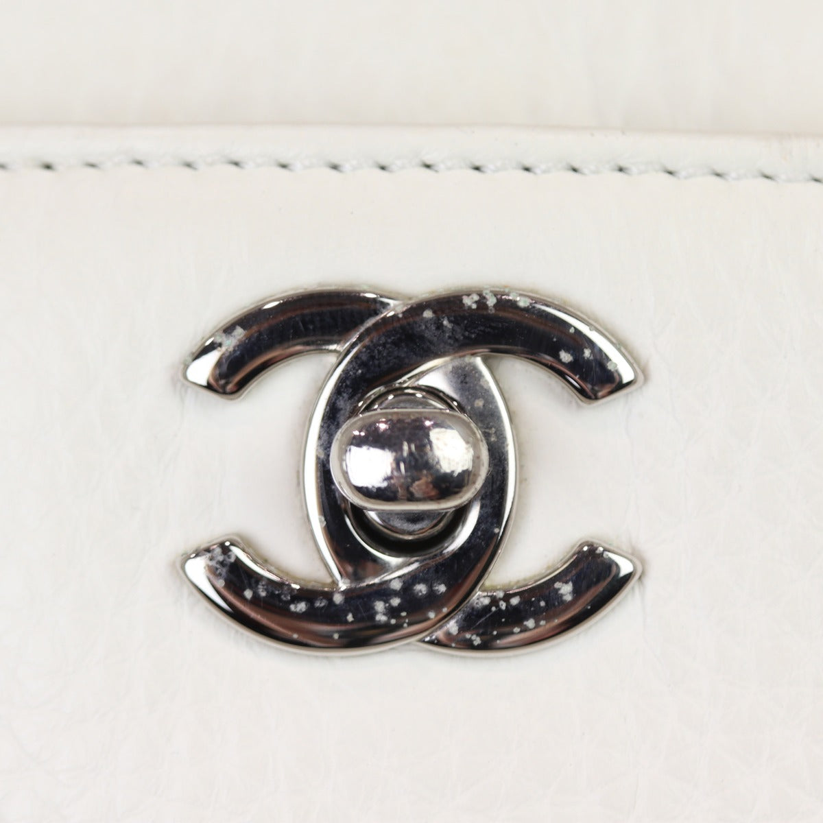 Chanel Cerf Tote Hardware