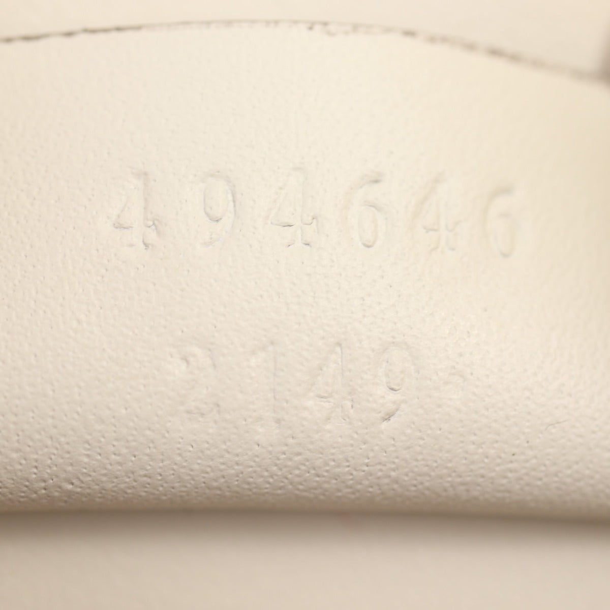 Gucci Sylvie Super Mini Chain Bag