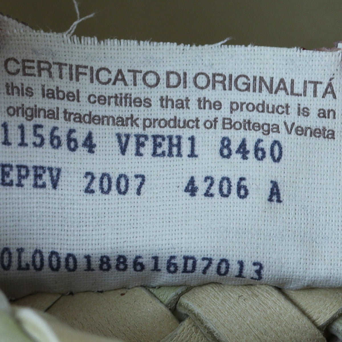 Bottega Veneta Intrecciato Cabat Tote Medium Date Code