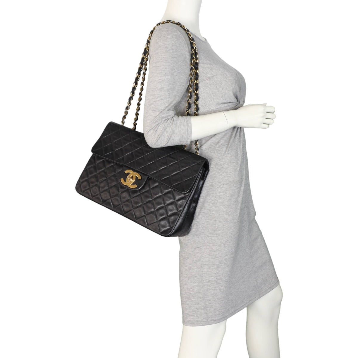 Chanel Maxi Jumbo XL Single Flap Vintage | Gold Hardware