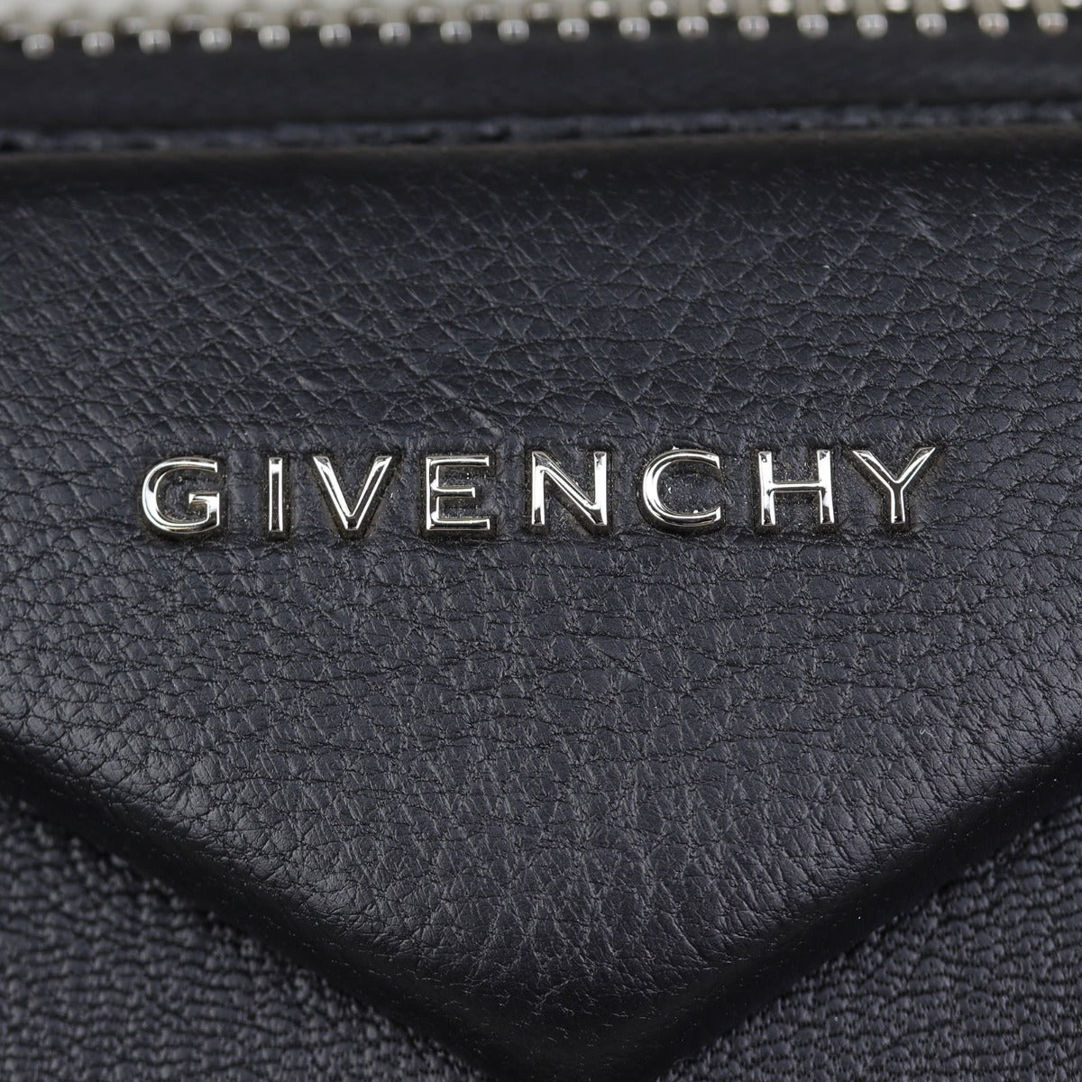 Givenchy Antigona Small Hardware