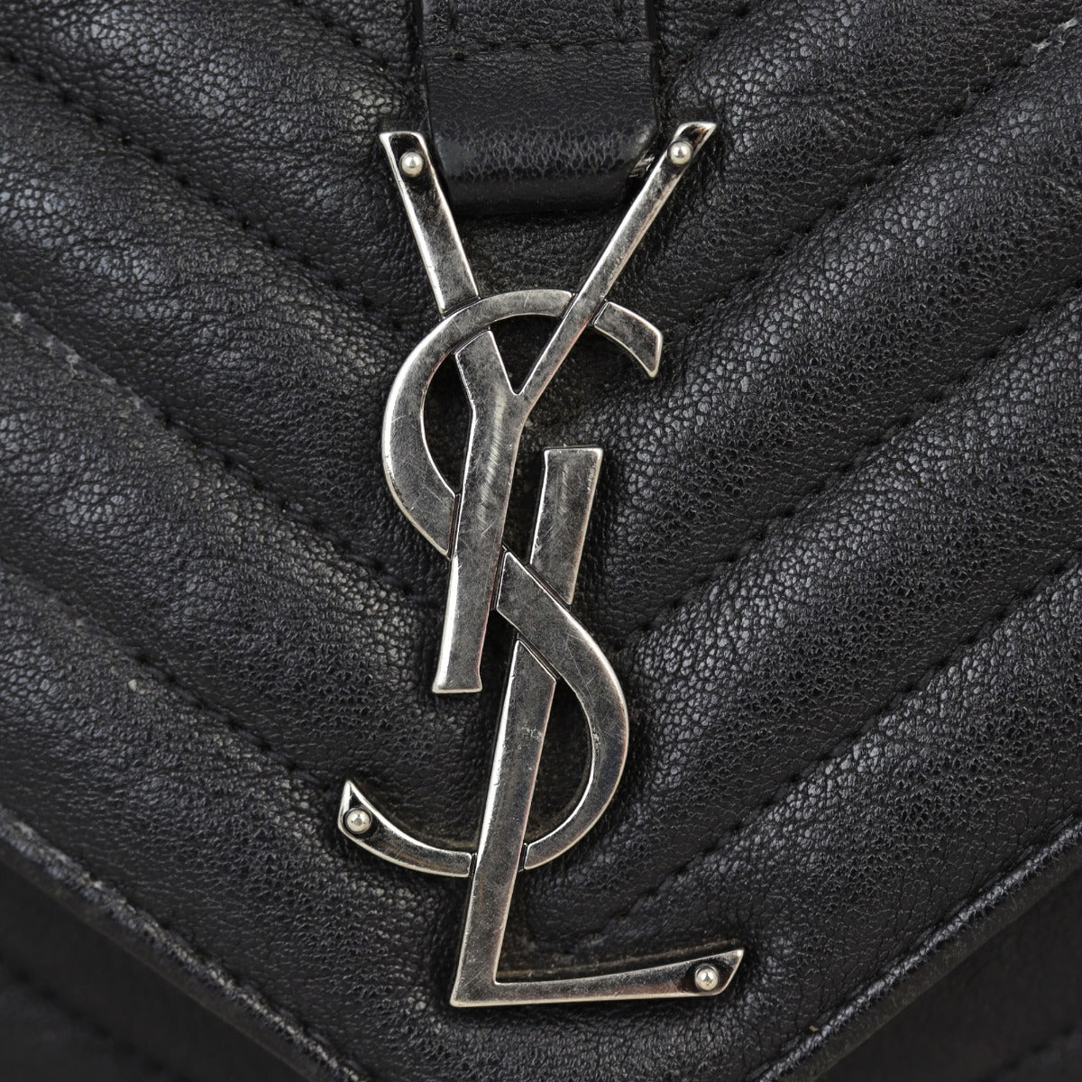 Saint Laurent College Medium