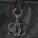 Chanel Caviar Fever XL Tote Hardware