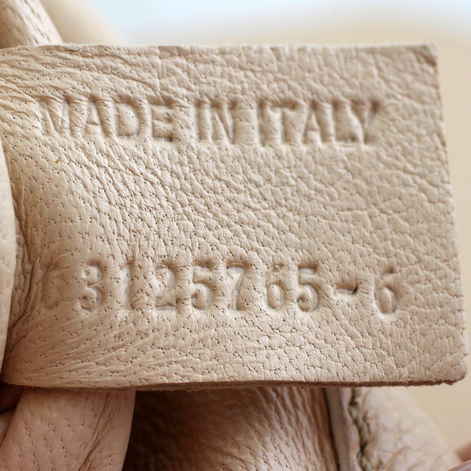 Chloé Elsie Shoulder Bag Small made in Italy