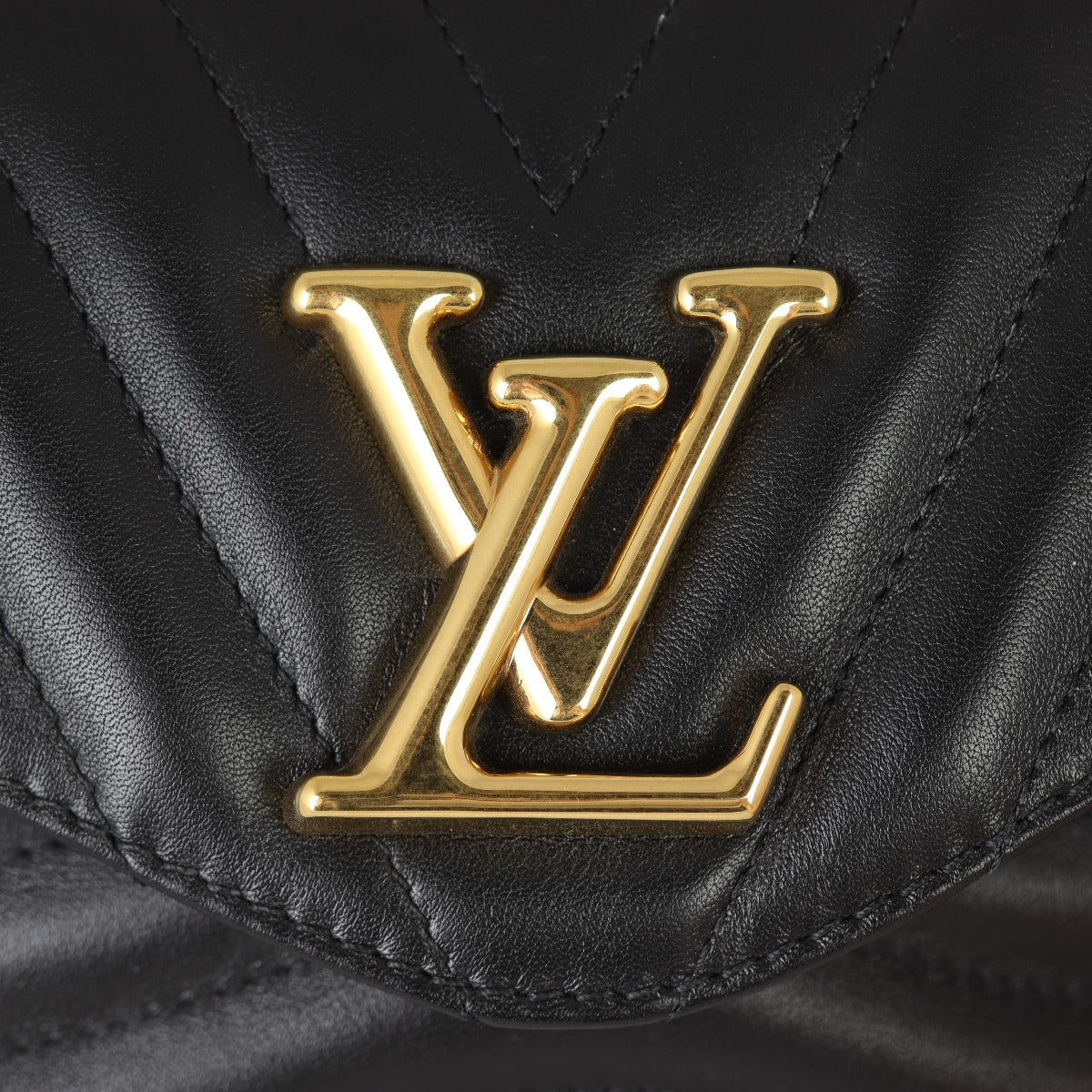 Louis Vuitton New Wave PM Chain Bag