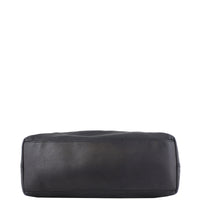 Gucci Soho Chain Medium Shoulder Bag base