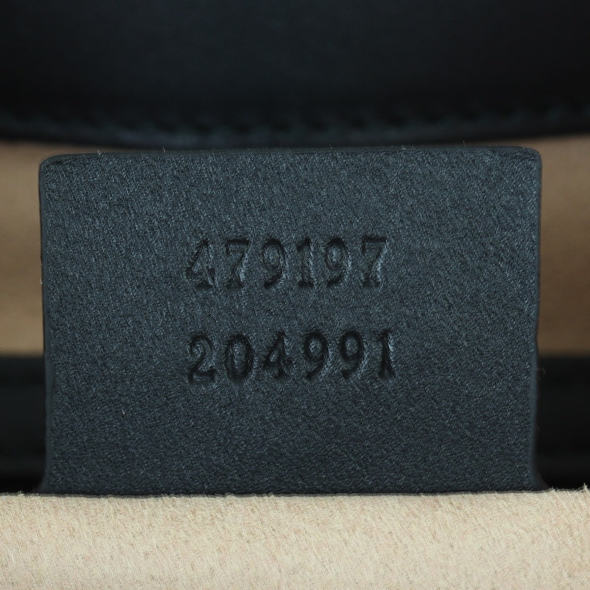 Gucci GG Supreme Bees Medium Padlock Tote Date Code