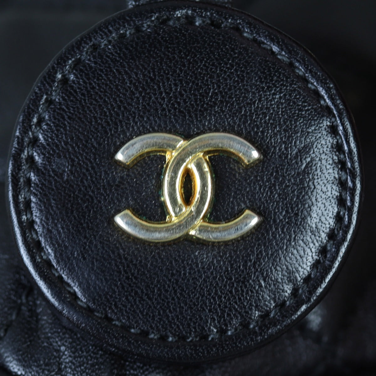 Chanel Vintage Shopping Tote Hardware