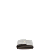 Louis Vuitton Sarah Wallet Monogram Vernis side
