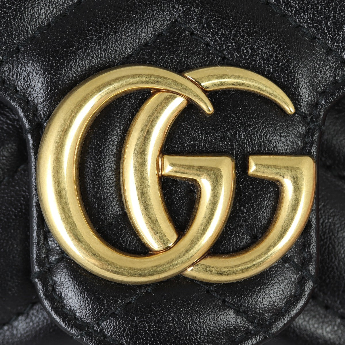 Gucci GG Marmont Matelasse Super Mini Shoulder Bag