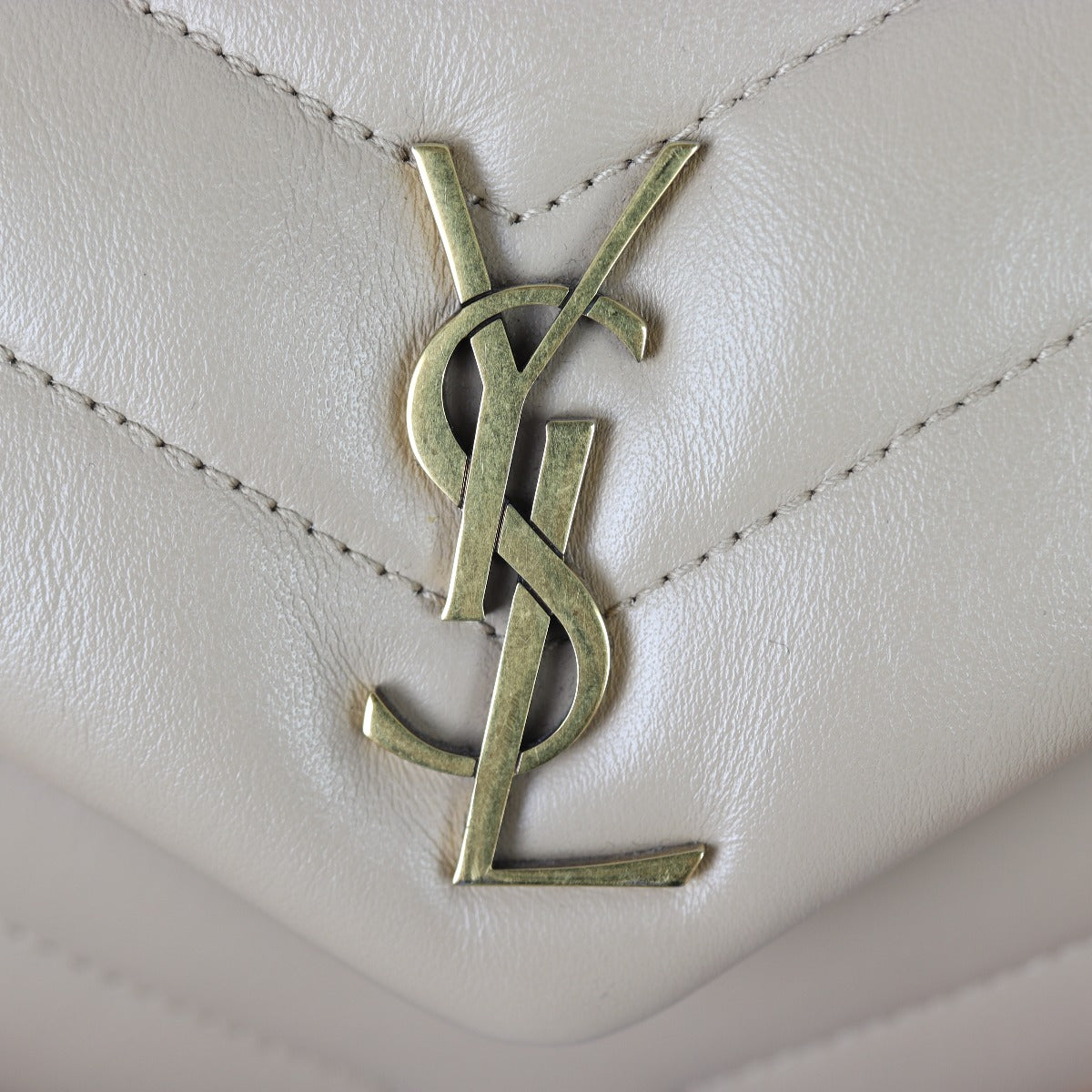 Saint Laurent Toy Loulou