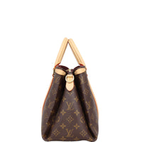 Louis Vuitton Soufflot MM Monogram