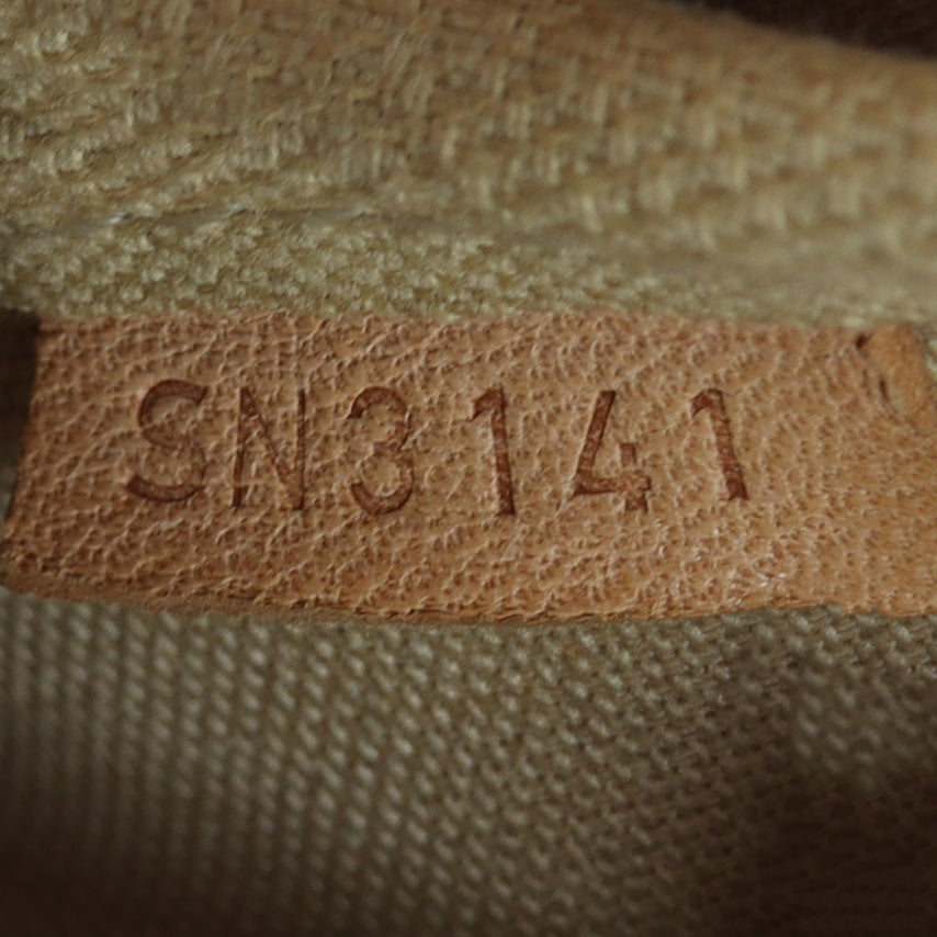 Louis Vuitton Eva Pochette Damier Azur