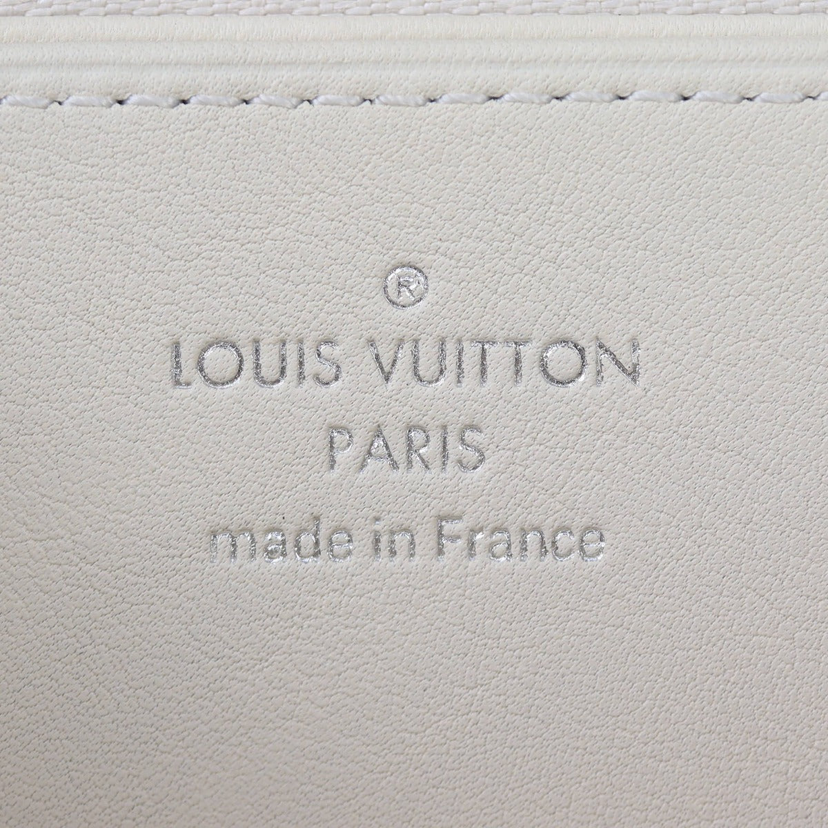 Louis Vuitton Zippy Wallet Mahina Interior Stamp