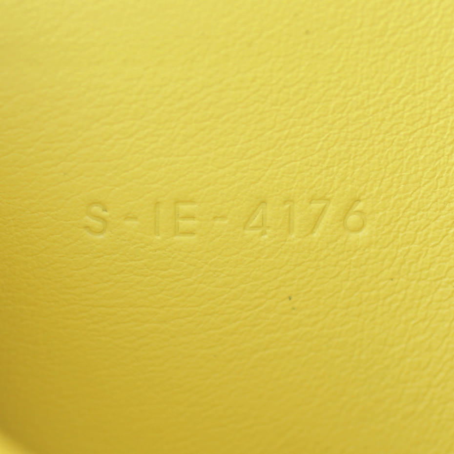 Celine Multifunction Large Flap Wallet Code