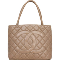 Chanel Medallion Tote | Caviar
