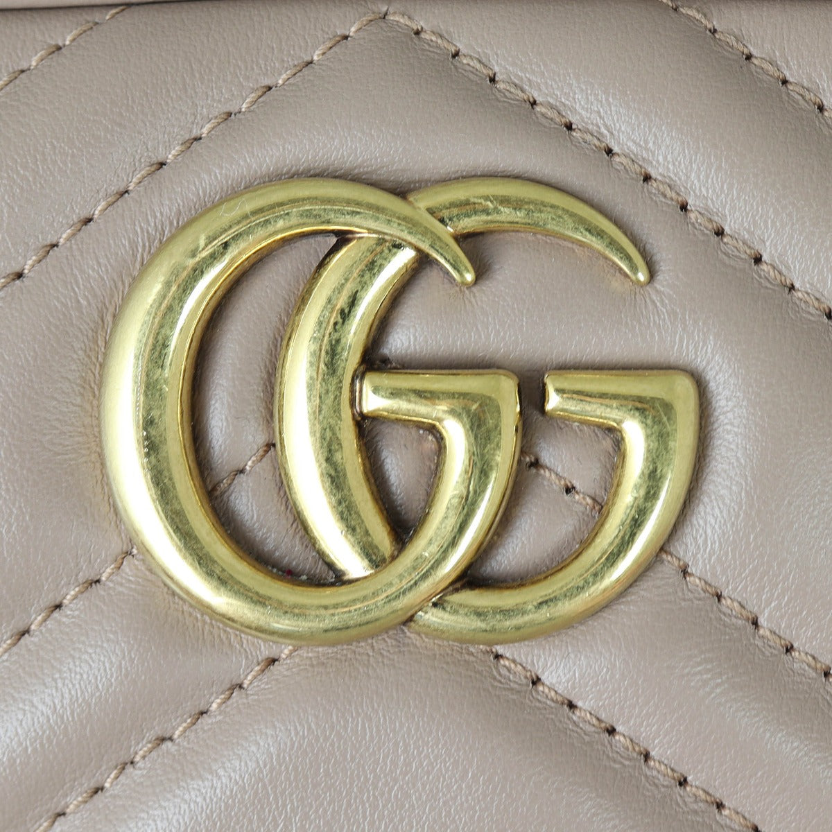 Gucci GG Marmont Mini Camera Bag Hardware