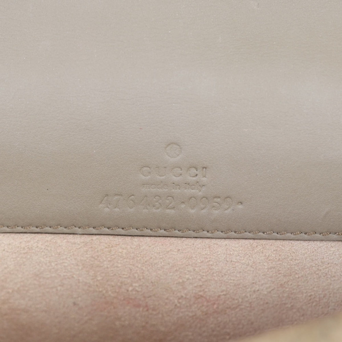 Gucci Dionysus GG Supreme Super Mini Bag