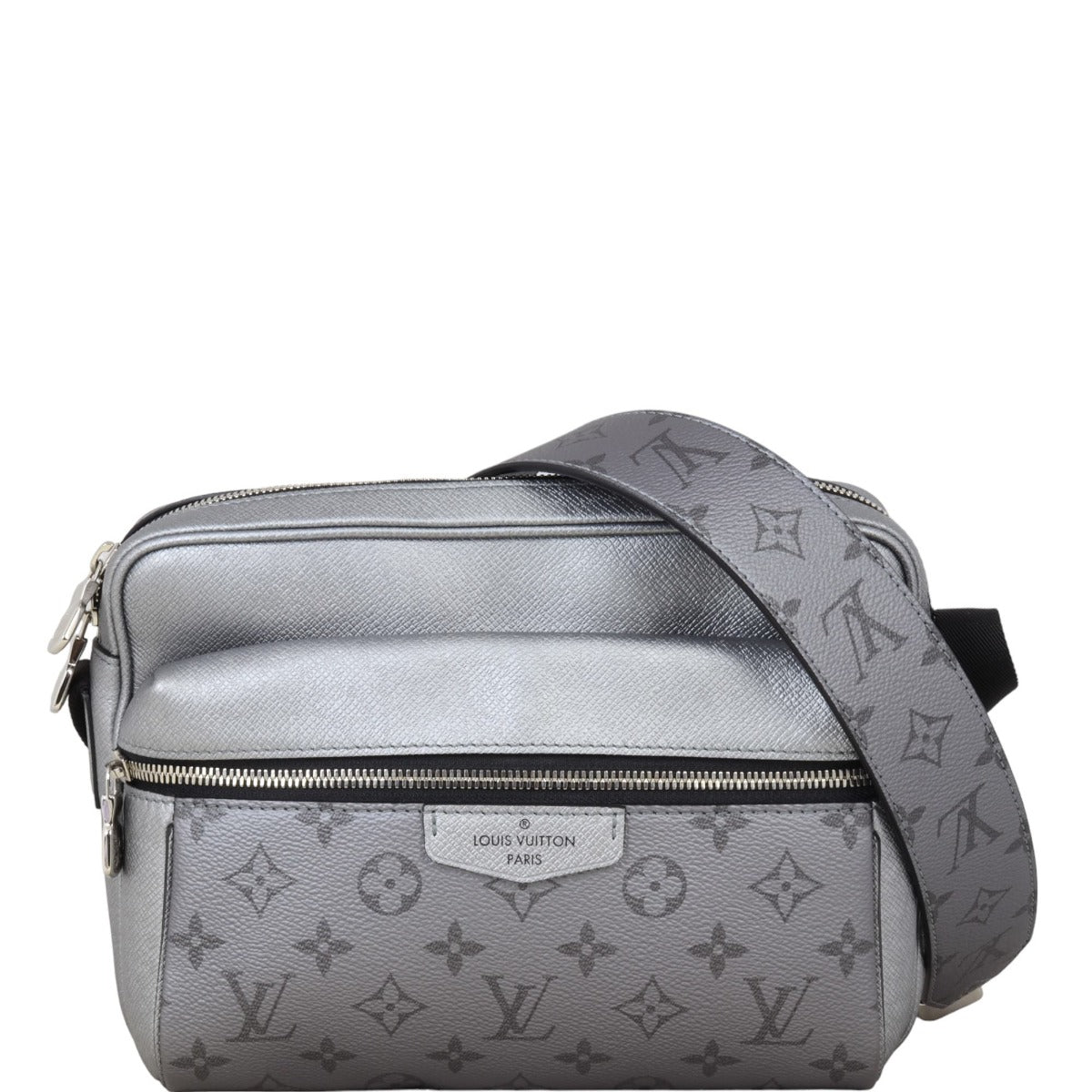 Louis Vuitton Outdoor Messenger Monogram Taigarama