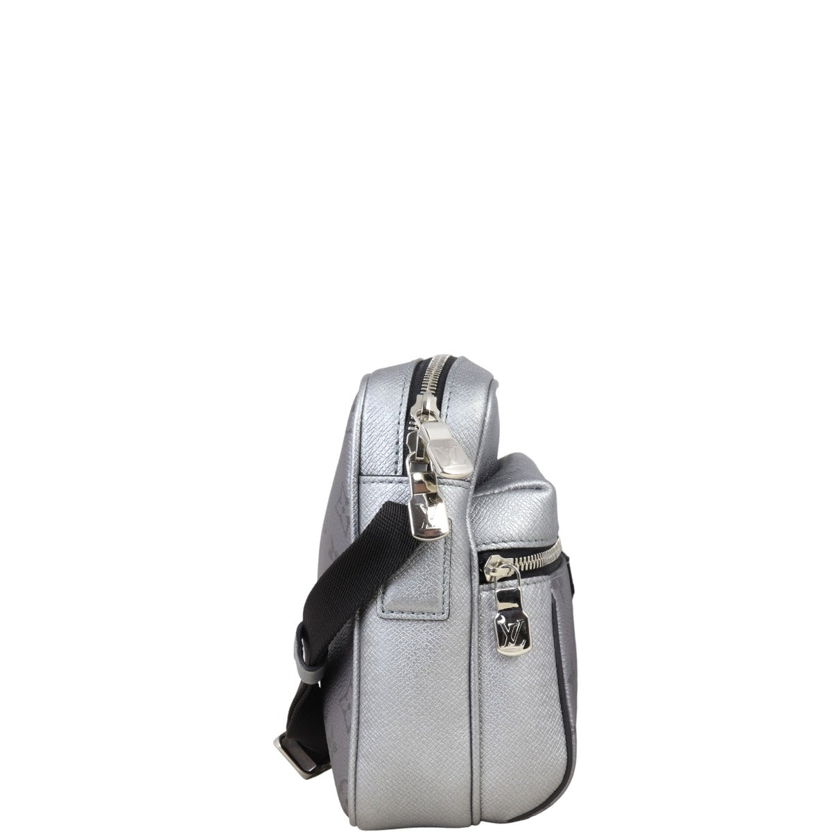 Louis Vuitton Outdoor Messenger Monogram Taigarama