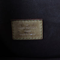 Louis Vuitton Pochette Metis Monogram