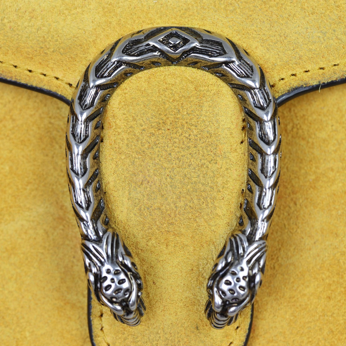 Gucci Dionysus Suede Chain Wallet Hardware