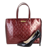 Louis Vuitton Wilshire MM Monogram Vernis