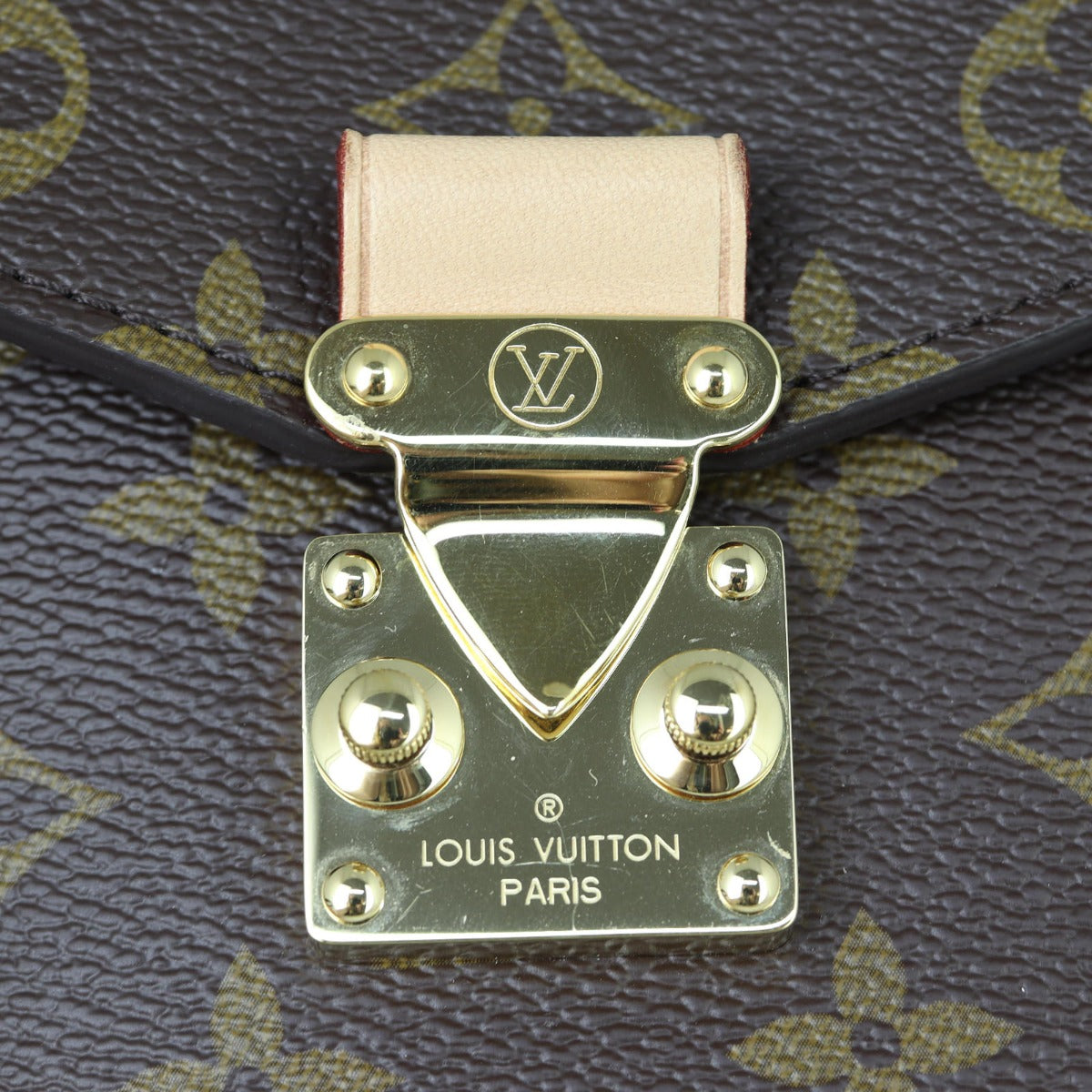 Louis Vuitton Pochette Metis Monogram Hardware