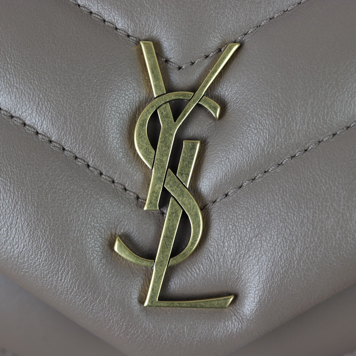 Saint Laurent Toy Loulou