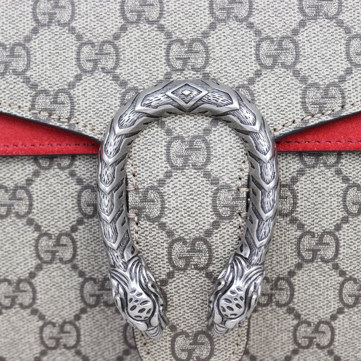 Gucci Dionysus GG Supreme Small Shoulder Bag