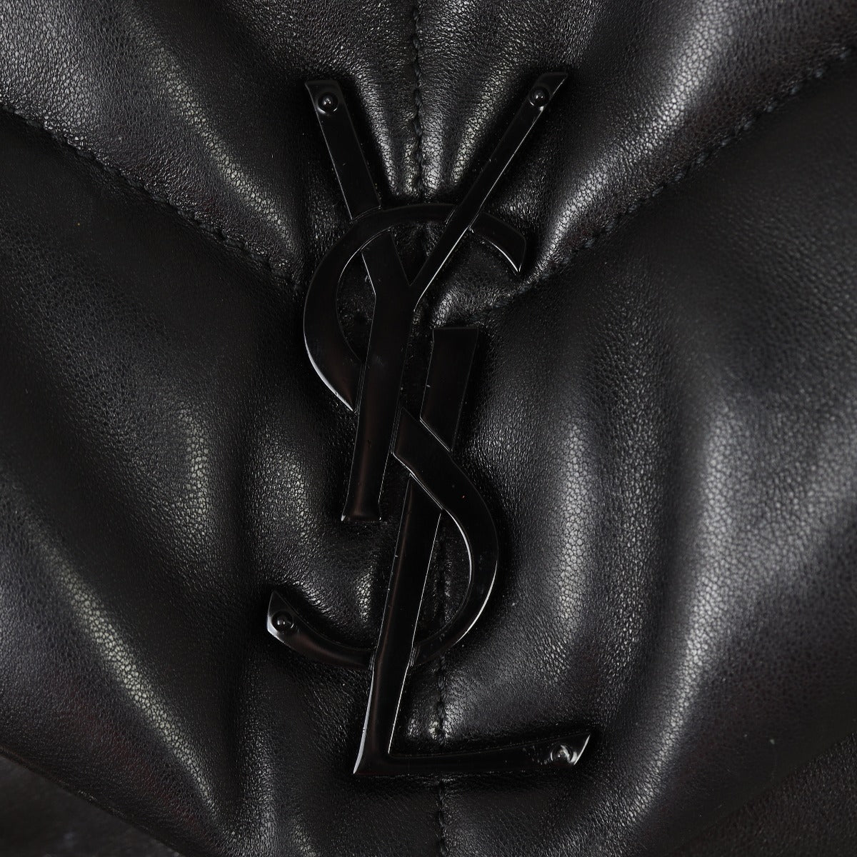 Saint Laurent Loulou Puffer Medium Hardware