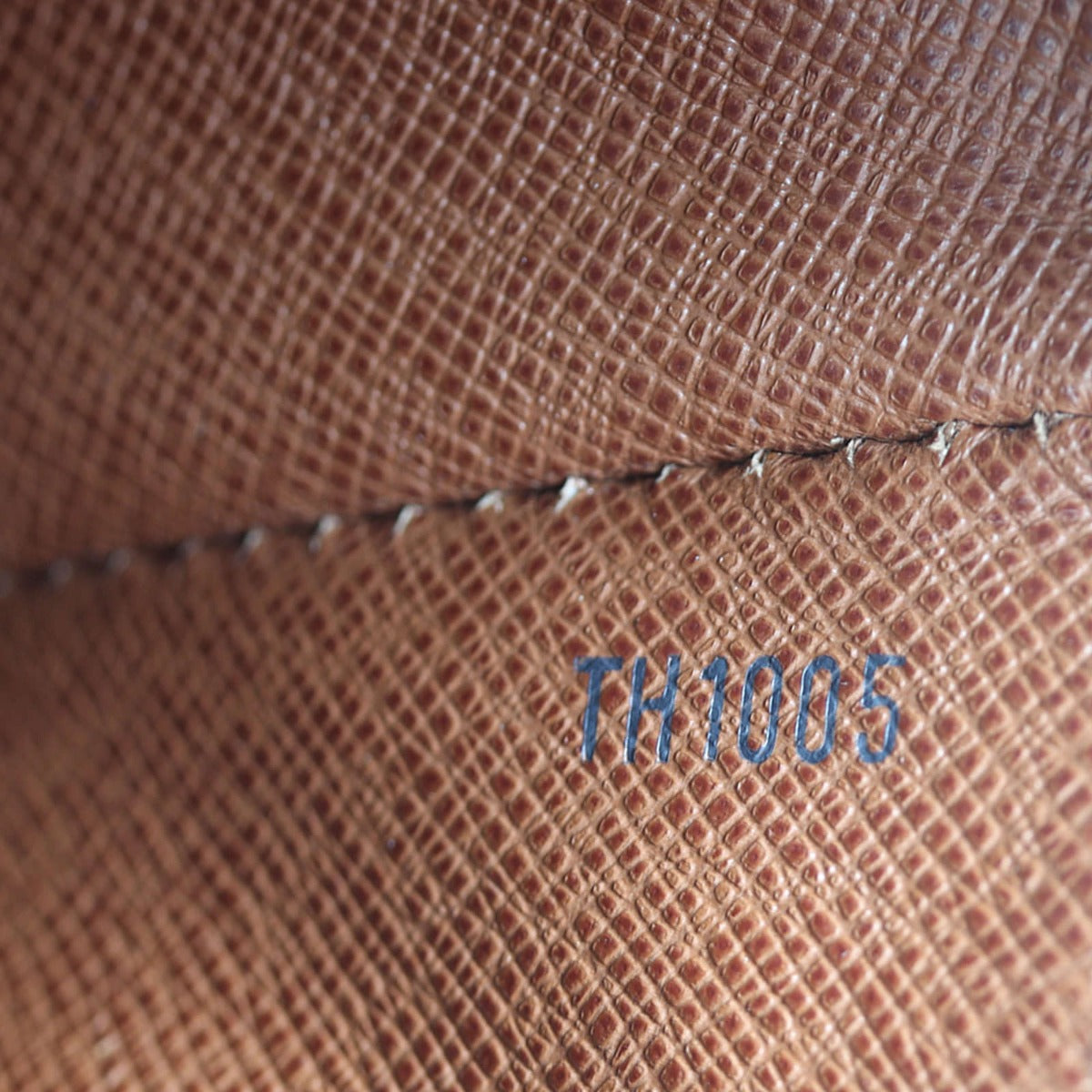 Louis Vuitton St Cloud MM Monogram Date Code