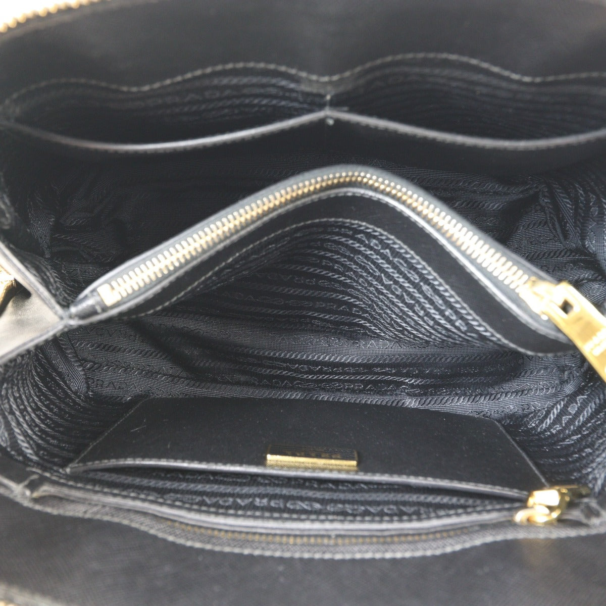 Prada Saffiano Lux Promenade Medium