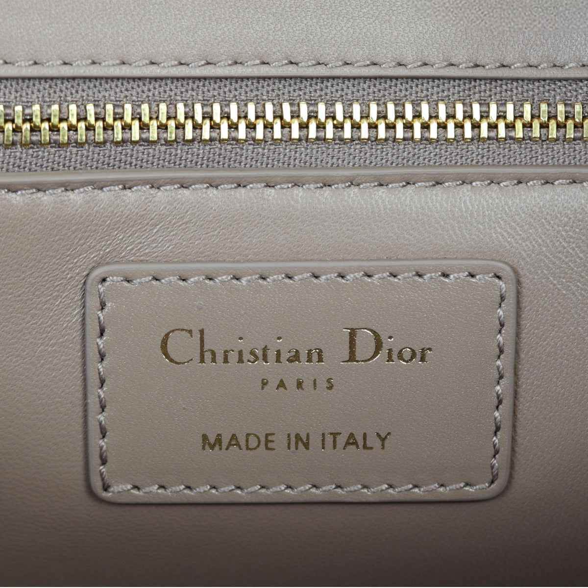 Dior 30 Montaigne Bag