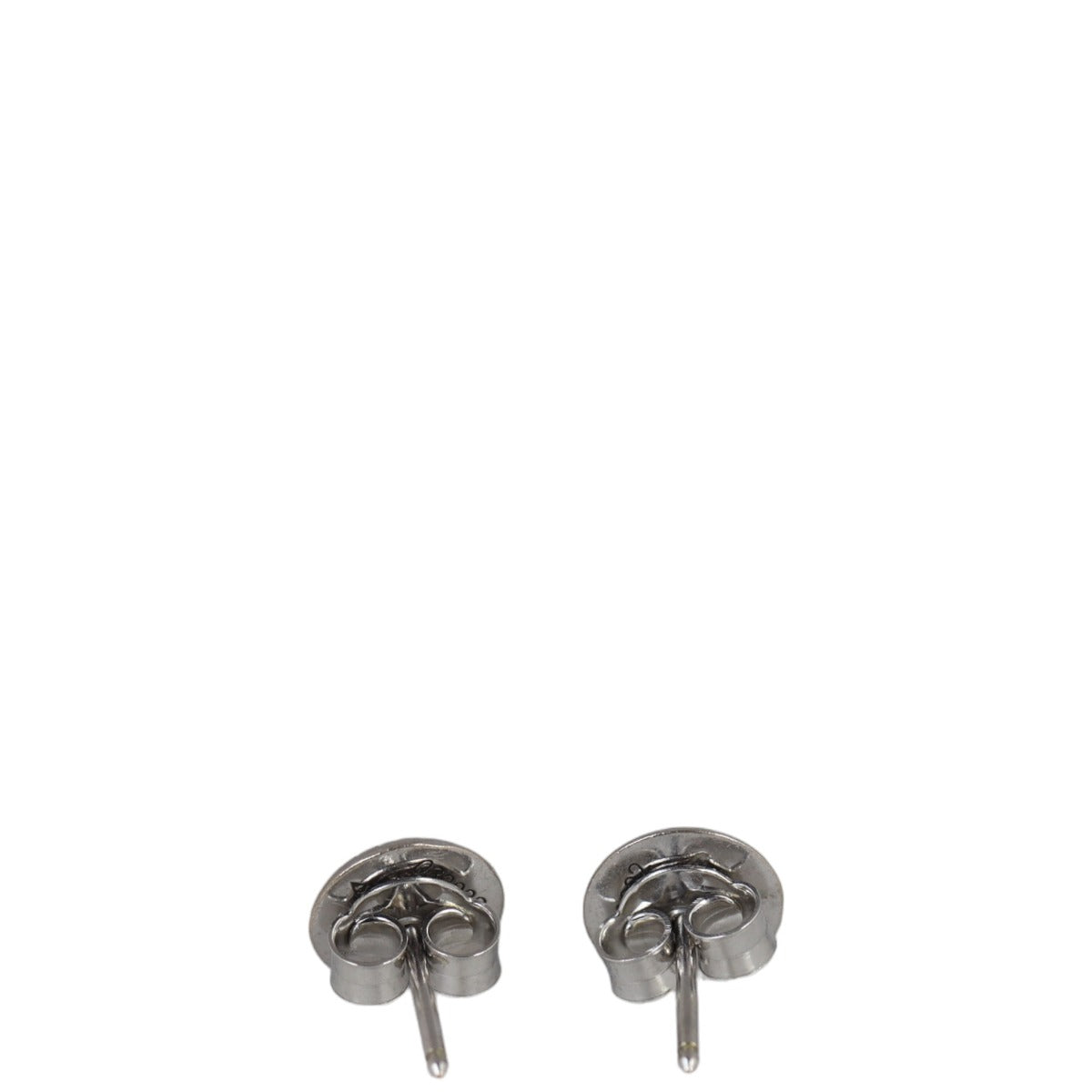 Louis Vuitton Clous Diamond 18k White Gold Stud Earrings