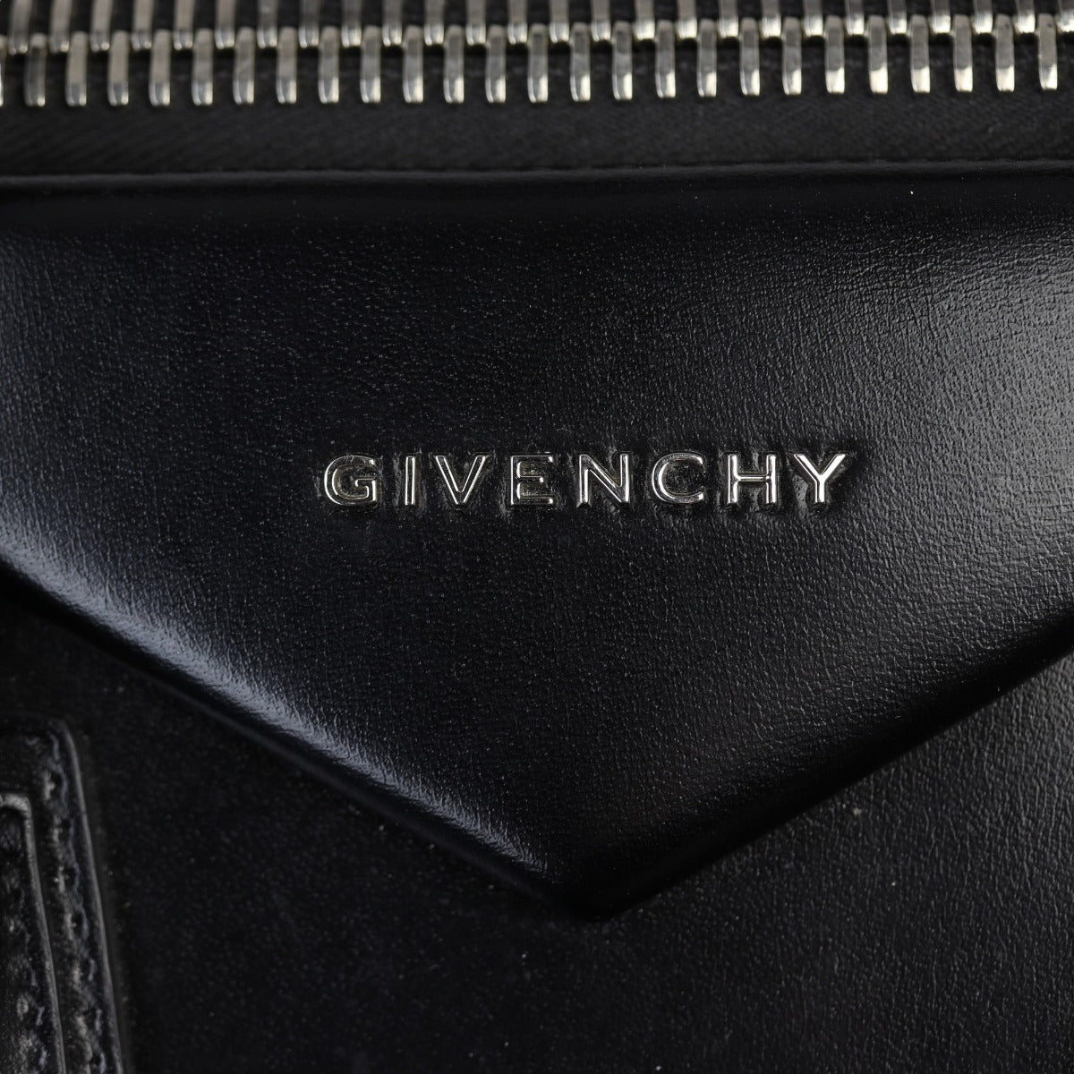Givenchy Antigona Medium