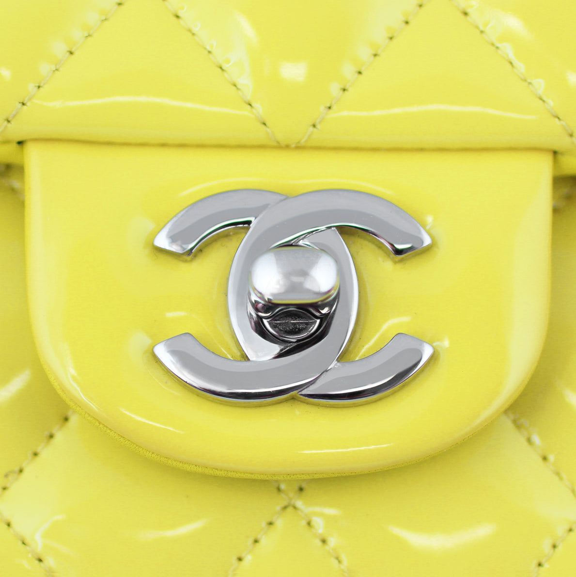 Chanel Classic Double Flap Medium Patent Logo