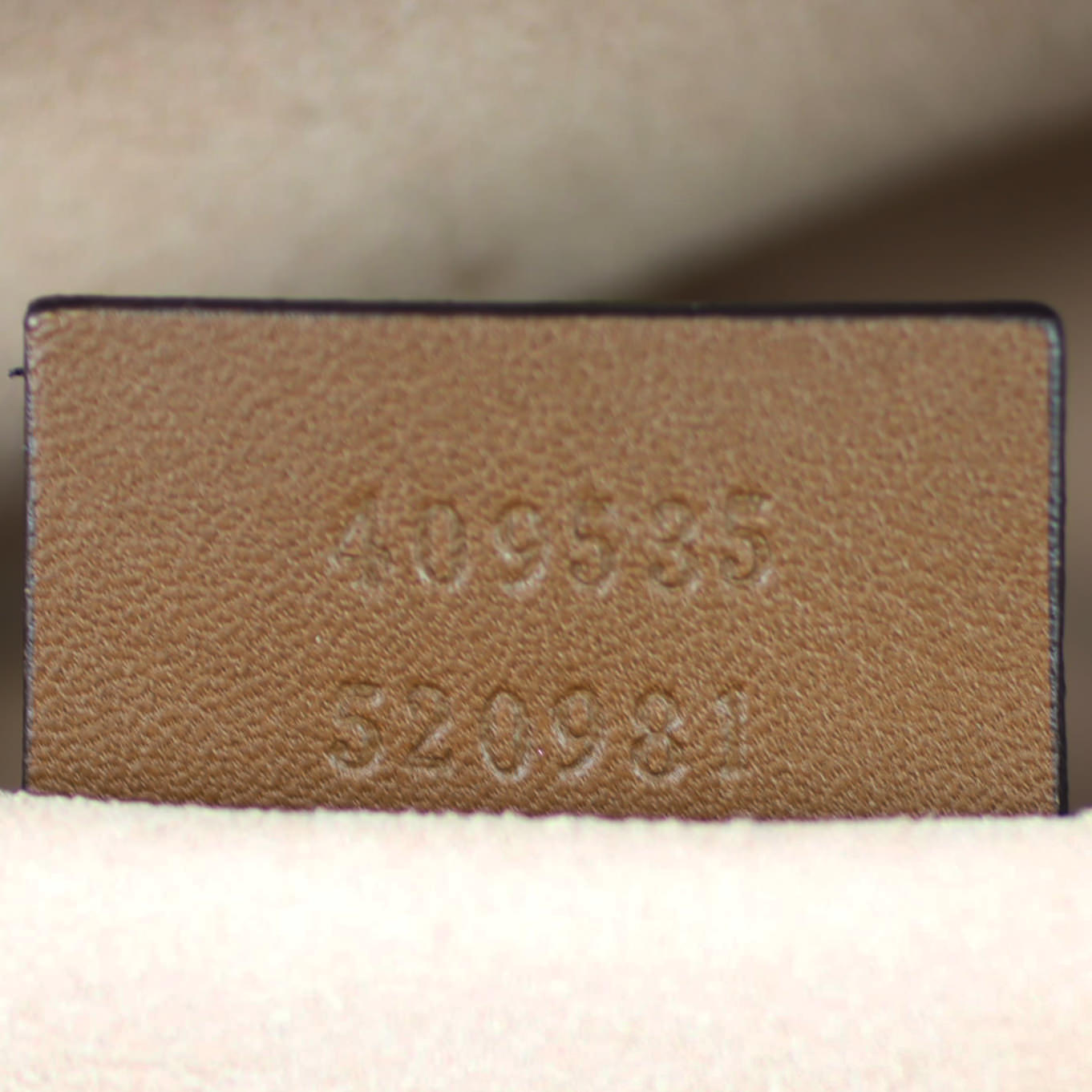 Gucci GG Anchor Chain Bag Date Code