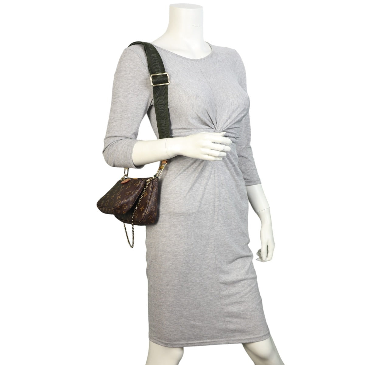 Louis Vuitton Multi Pochette Accessoires Monogram