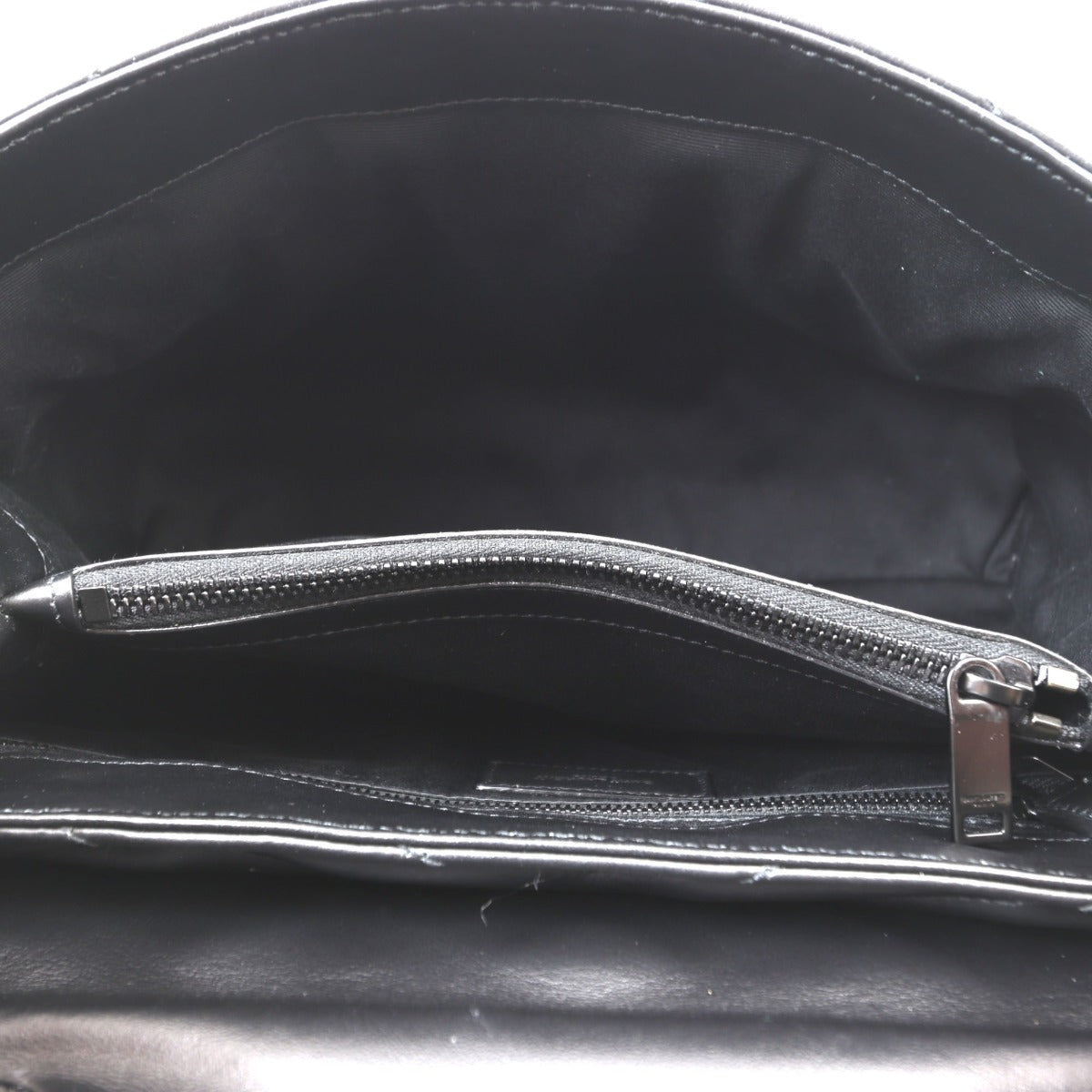 Saint Laurent Loulou Medium